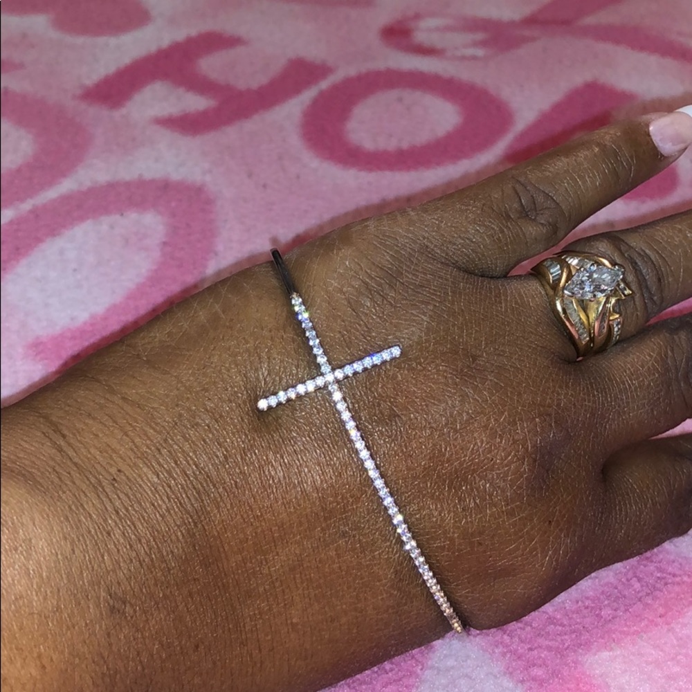 I guess I would call it a palm bracelet